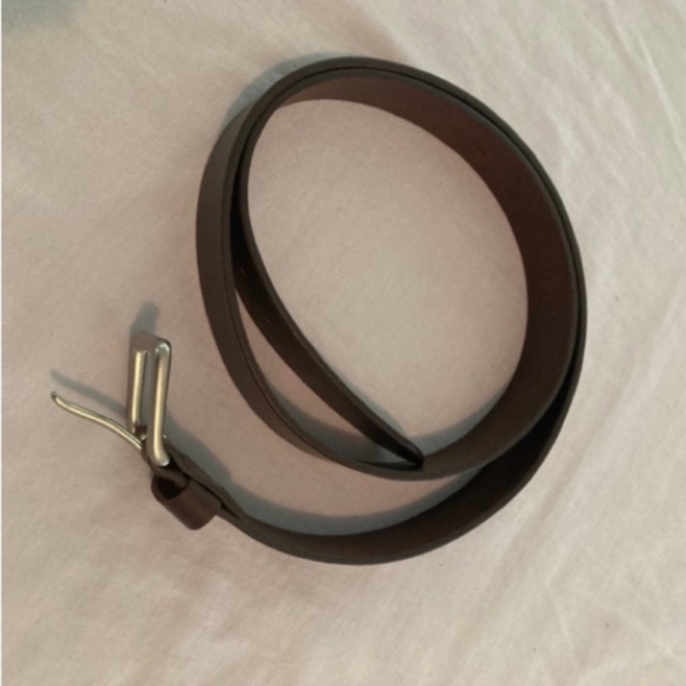 L.L. Bean Dark Brown Leather Belt